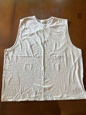 SKIMS Light Gray Muscle Tank Top in L